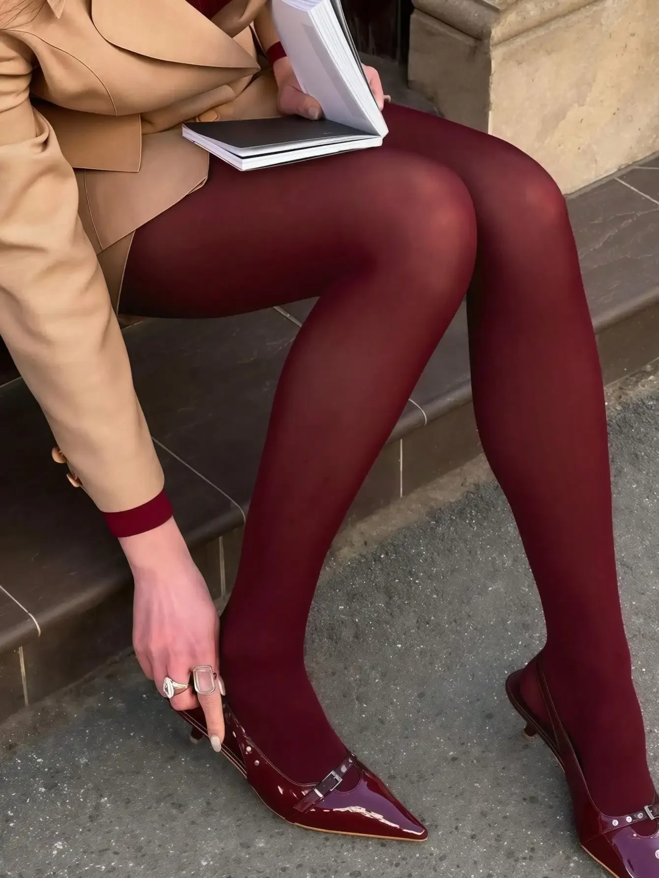 1 Pair Women's Ultra-Thin Breathable Colored Pantyhose, Sexy Invisible High-End Leggings
1 Pair Women's Ultra-Thin Breathable Colored Pantyhose, Sexy Invisible High-End Leggings