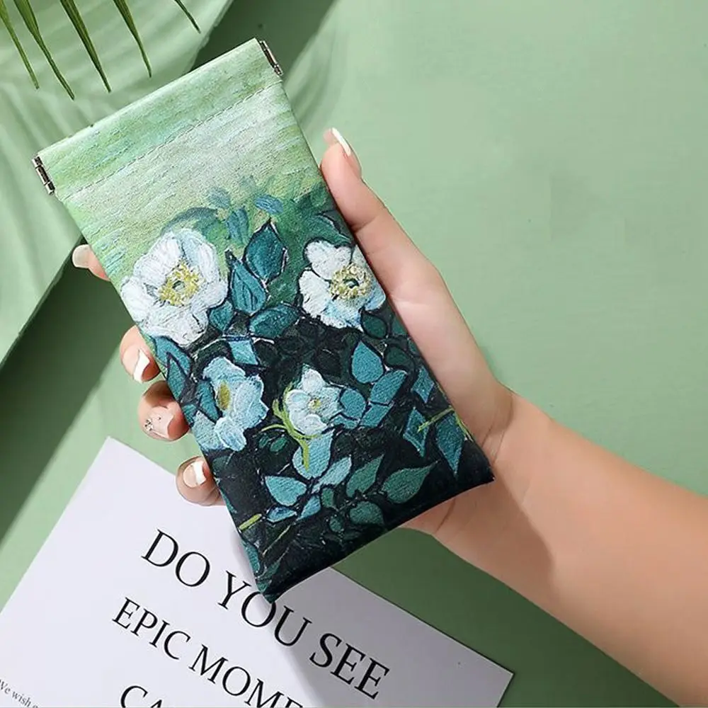 Resistant PU Leather Glasses Bag Floral Print Automatic Closing Storage Bag Glasses Protective Cover Women
Resistant PU Leather Glasses Bag Floral Print Automatic Closing Storage Bag Glasses Protective Cover Women