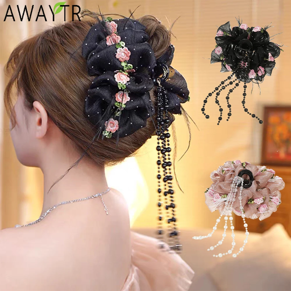 AWAYTR Embroidered Floral Gauze Hair Claws Elegant Pearl Tassel Hair Clip Crab For Girl Gift Hair Accessories Valentine Headwear
AWAYTR Embroidered Floral Gauze Hair Claws Elegant Pearl Tassel Hair Clip Crab For Girl Gift Hair Accessories Valentine Headwear