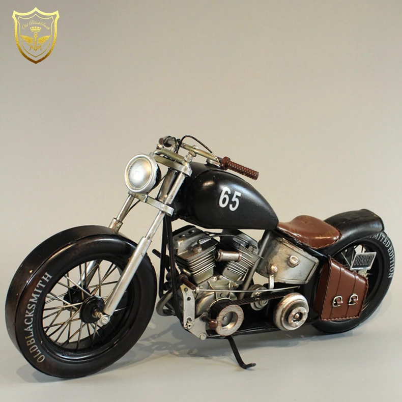 1/6 New Arrival Special Price Casting Metal Large Size American Motorcycle Replica Model Furniture Display Collection Toys
1/6 New Arrival Special Price Casting Metal Large Size American Motorcycle Replica Model Furniture Display Collection Toys