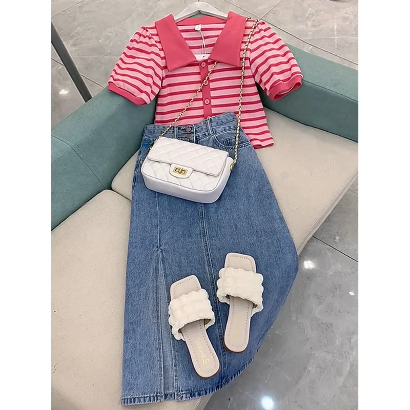Women Summer Two 2 Piece Set Korean Style Elegant Single Breasted Short Sleeve Tops and High Waist Bodycon denim Long Skirt Q21
Women Summer Two 2 Piece Set Korean Style Elegant Single Breasted Short Sleeve Tops and High Waist Bodycon denim Long Skirt Q21