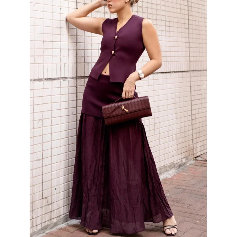 Women's Romantic Yellow Knit Set with Buttons Vest And Pleated Skirt Splicing Design Spring Summer Fashion Holiday Elegant Outfi
Women's Romantic Yellow Knit Set with Buttons Vest And Pleated Skirt Splicing Design Spring Summer Fashion Holiday Elegant Outfi