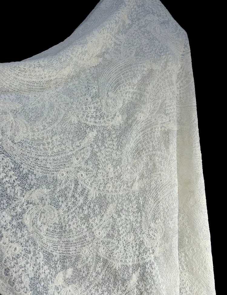 1yard Phoenix Tail Pattern Embroidery fabrics for sewing handmade diy dress Clothing Design Fabric
1yard Phoenix Tail Pattern Embroidery fabrics for sewing handmade diy dress Clothing Design Fabric