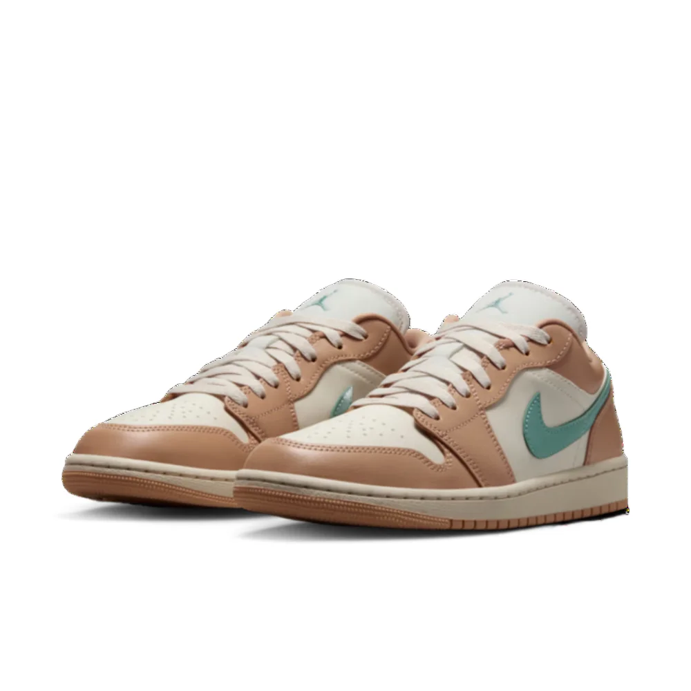 Женские низкие кроссовки NIKE в стиле ретро, классические AJ1, модные универсальные спортивные повседневные туфли DC0774-130
Женские низкие кроссовки NIKE в стиле ретро, классические AJ1, модные универсальные спортивные повседневные туфли DC0774-130
