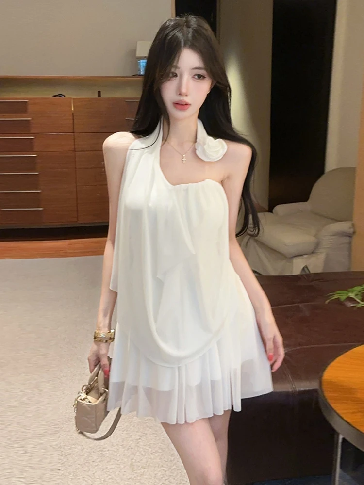 Elegant Pure Desire Holiday Style Floral Halter Top And High Waist Slimming Skirt Two Piece Set Sexy Fashionable Youthful
Elegant Pure Desire Holiday Style Floral Halter Top And High Waist Slimming Skirt Two Piece Set Sexy Fashionable Youthful