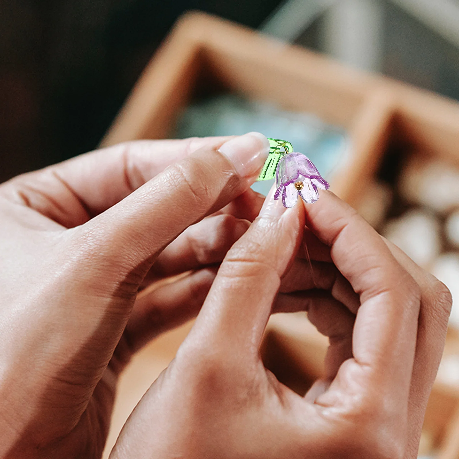 60Pcs Lily Flower Charms Acrylic Metal Bell Pendants with 3D Leaves for DIY Craft Jewelry Making Bracelets Necklaces Keychains
60Pcs Lily Flower Charms Acrylic Metal Bell Pendants with 3D Leaves for DIY Craft Jewelry Making Bracelets Necklaces Keychains