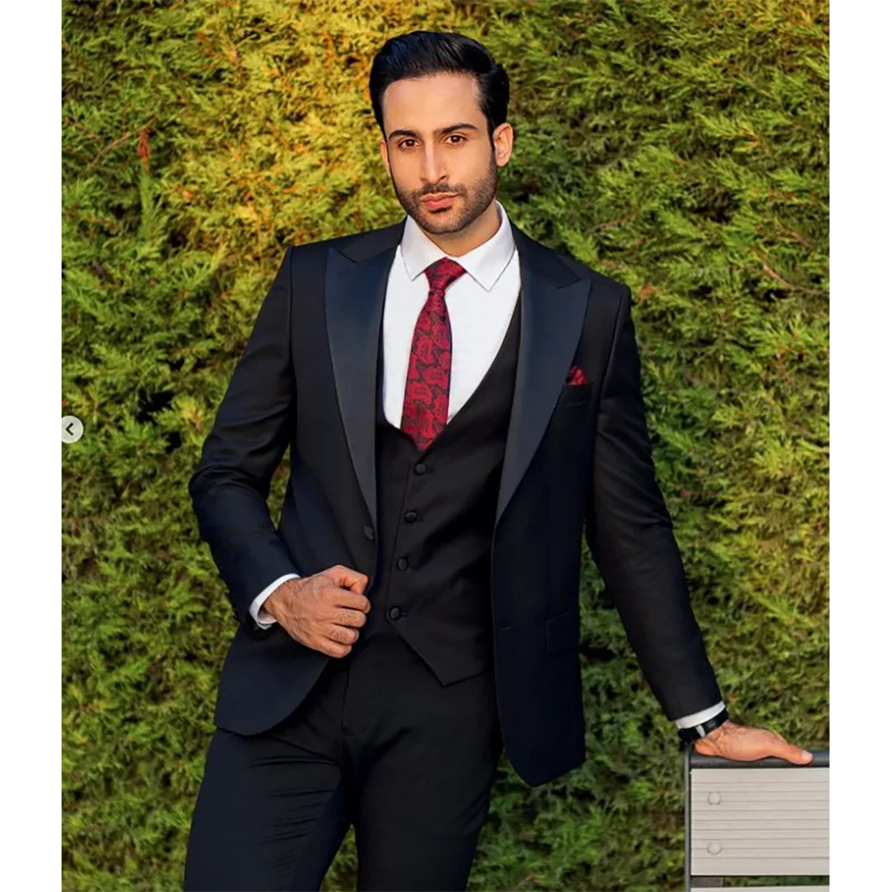 Fashion Men's Three-pieces Suit (Jacket+Pants+Vest) New High-quality and Handsome Casual Slim Male Clothing
Fashion Men's Three-pieces Suit (Jacket+Pants+Vest) New High-quality and Handsome Casual Slim Male Clothing