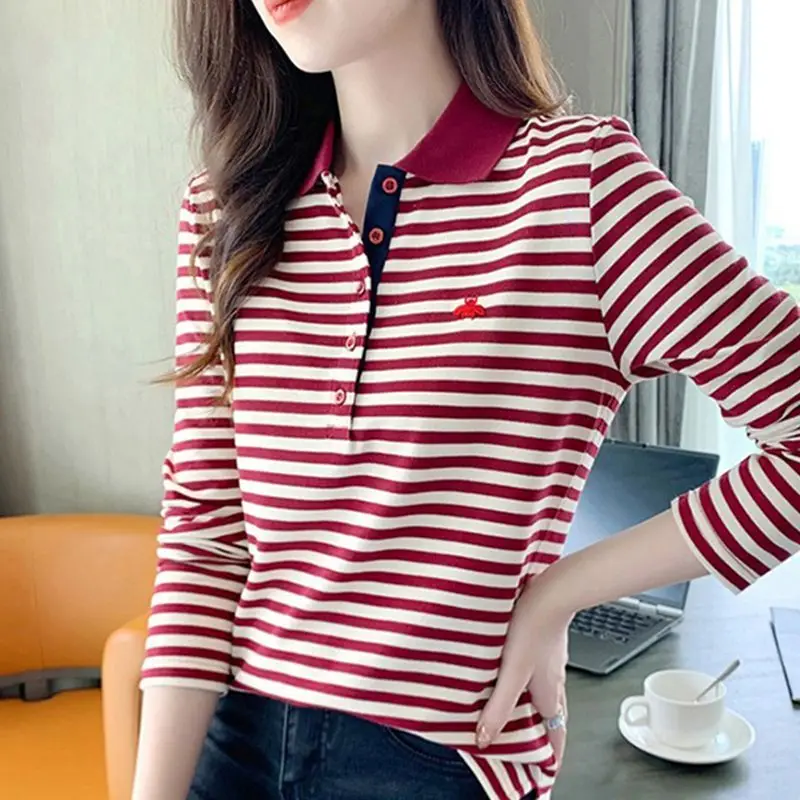 Collar Striped Long Sleeved T-shirt for Women Loose Fitting with Collar Sports and Casual Outerwear
Collar Striped Long Sleeved T-shirt for Women Loose Fitting with Collar Sports and Casual Outerwear
