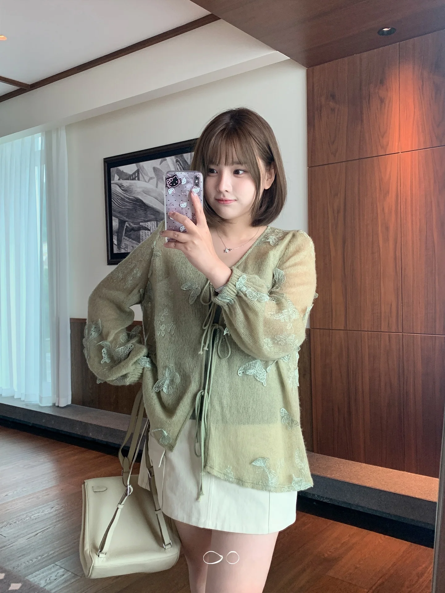 Женская трикотажная кофта оверсайз с объемной 3D-вышивкой, повседневная, свободного кроя, с длинными рукавами, больших размеров, осенняя коллекция
Женская трикотажная кофта оверсайз с объемной 3D-вышивкой, повседневная, свободного кроя, с длинными рукавами, больших размеров, осенняя коллекция