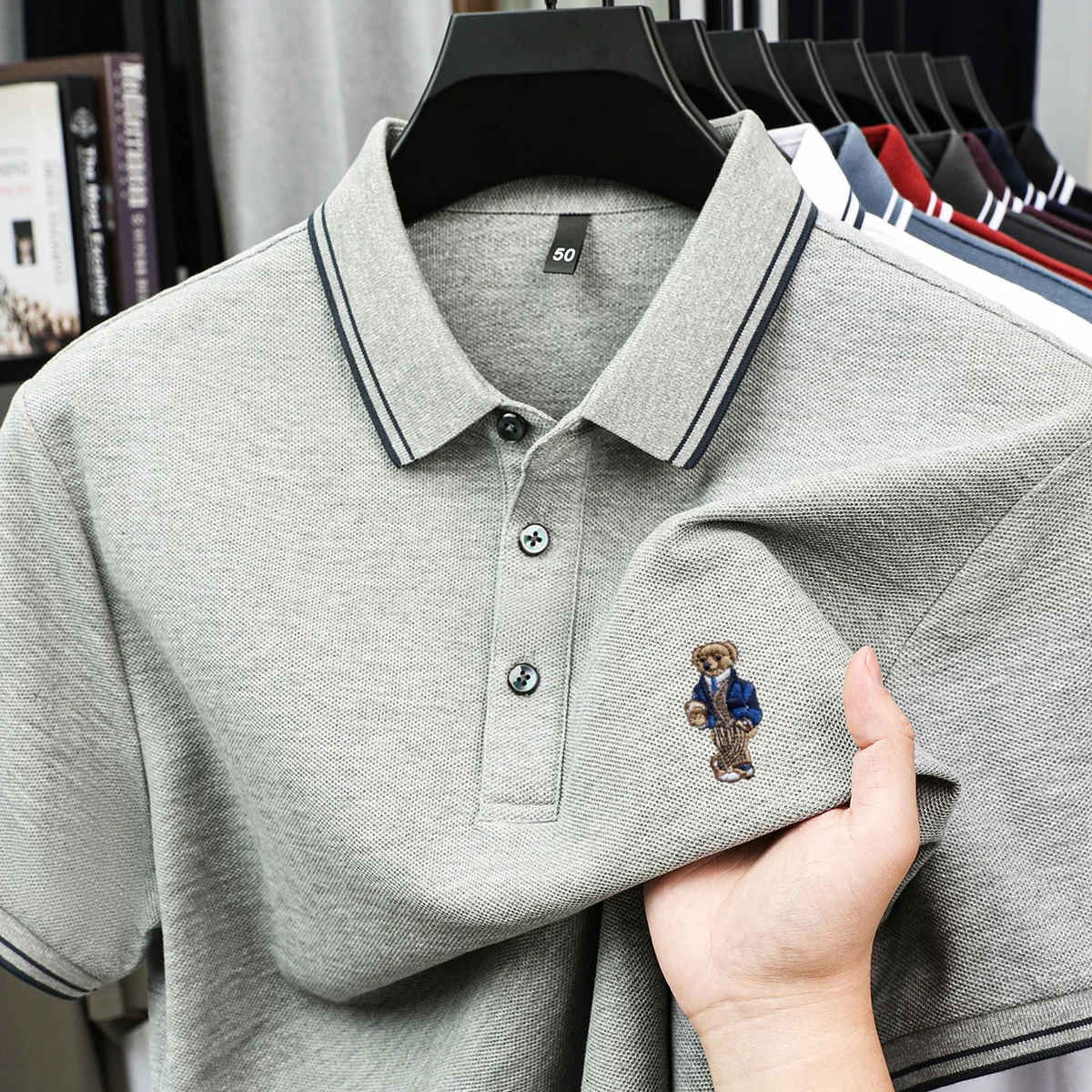 pure cotton high-quality men's short sleeve shirt summer new hot selling bear embroidery polo shirt comfortable casual T-shirt
pure cotton high-quality men's short sleeve shirt summer new hot selling bear embroidery polo shirt comfortable casual T-shirt