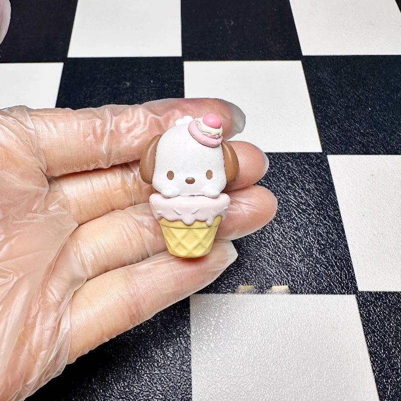 Sanrios Characters Cone Figures Kuromis Cinnamorolls Kits My Melody Pompompurins Cute Toys Collectible desktop ornaments
Sanrios Characters Cone Figures Kuromis Cinnamorolls Kits My Melody Pompompurins Cute Toys Collectible desktop ornaments
