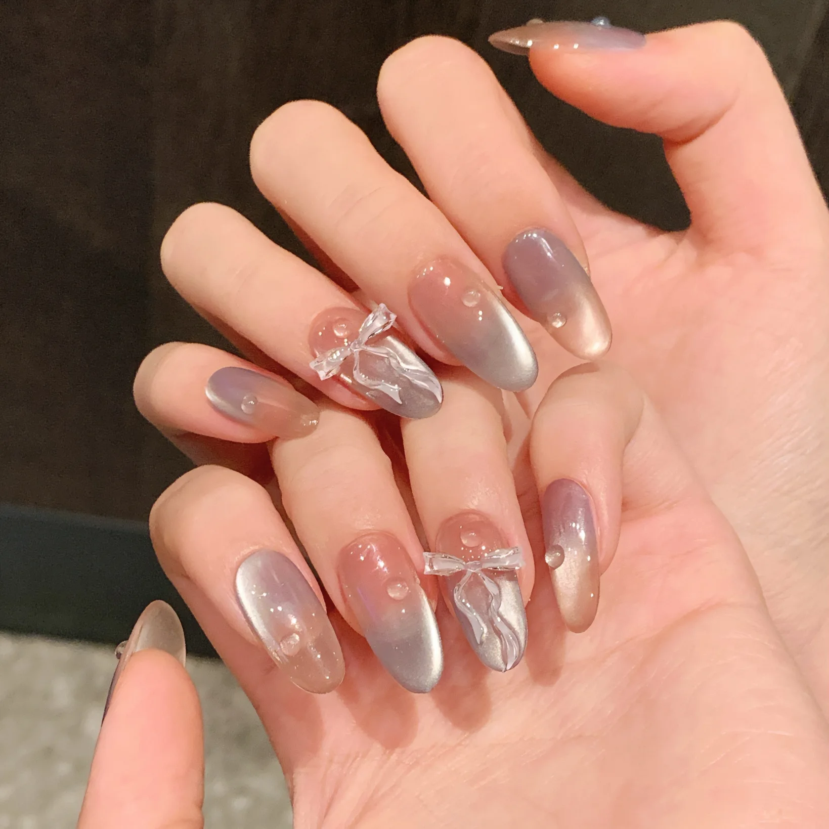 10pcs Bow Handmade False Nail Tips Summer Cat's Eye Oval Nails Sets Press on Reusable Gradient Blue Mid-length Fake Nails Art
10pcs Bow Handmade False Nail Tips Summer Cat's Eye Oval Nails Sets Press on Reusable Gradient Blue Mid-length Fake Nails Art