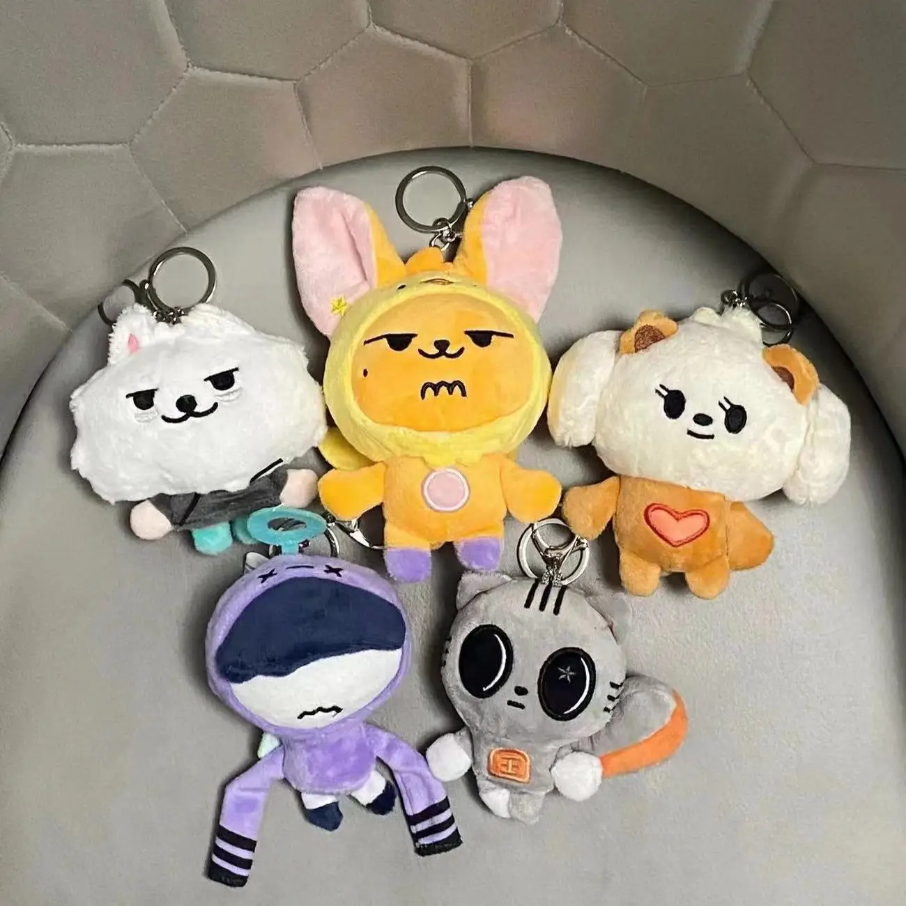 **Kpop Cute Keychain Kawaii Cartoon HWANG CHOON BAMGEUT Animal Keyring Pendant Kids Girls Christmas Birthday Small Gifts
**Kpop Cute Keychain Kawaii Cartoon HWANG CHOON BAMGEUT Animal Keyring Pendant Kids Girls Christmas Birthday Small Gifts
