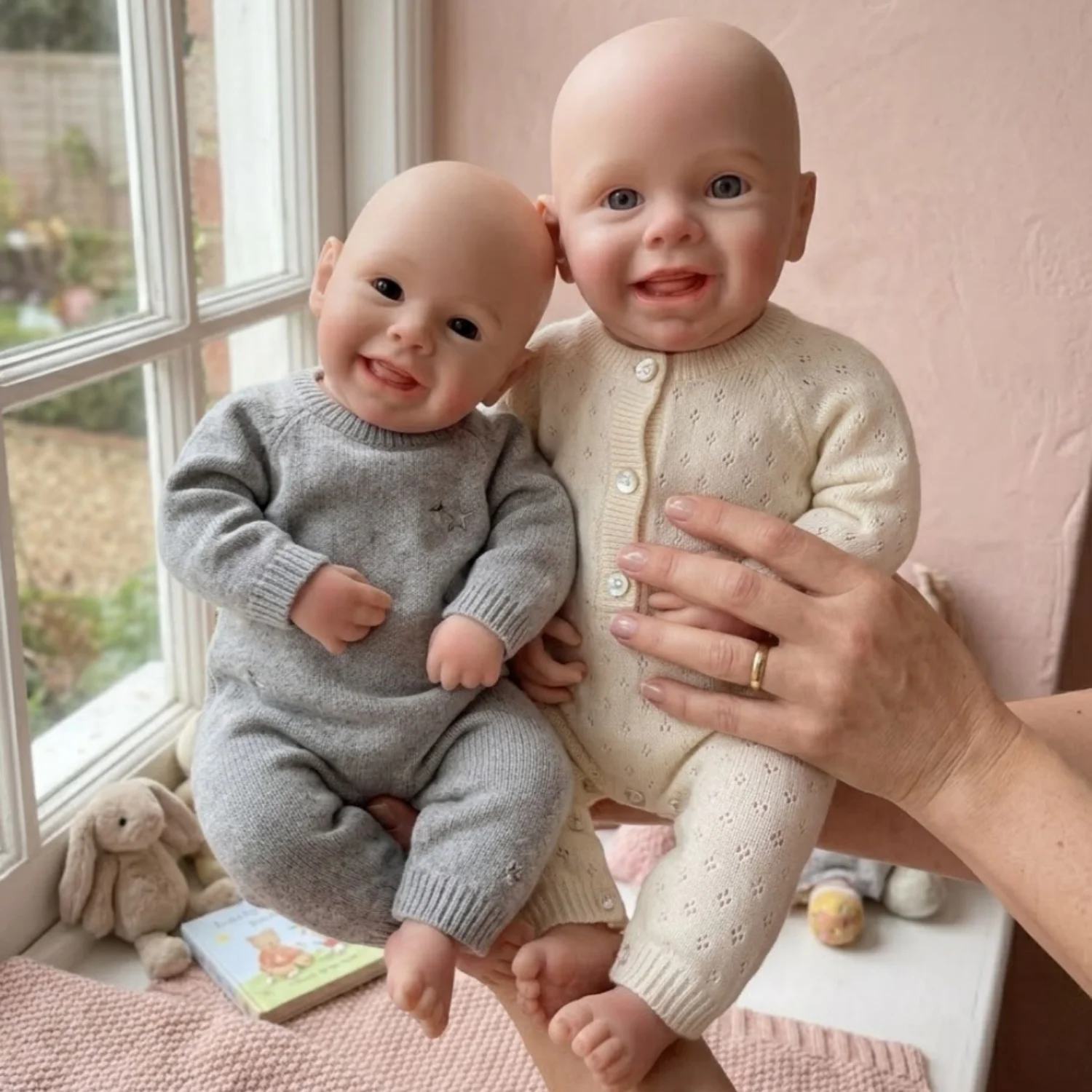 Open Eyes Harper 33CM & 45CM Whole Silicone Girl Painted/Unpainted Full Body Soft Solid Silicone Reborn Baby Doll De Silicone
Open Eyes Harper 33CM & 45CM Whole Silicone Girl Painted/Unpainted Full Body Soft Solid Silicone Reborn Baby Doll De Silicone