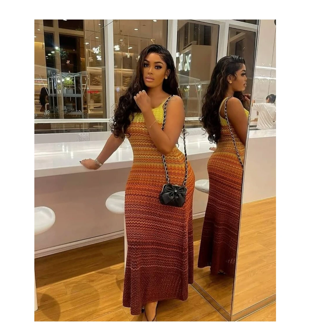 French Retro Gradual Change Striped Knitted Dress Sleeveless Suspender Skirt Slim Waist Sweater Skirt
French Retro Gradual Change Striped Knitted Dress Sleeveless Suspender Skirt Slim Waist Sweater Skirt