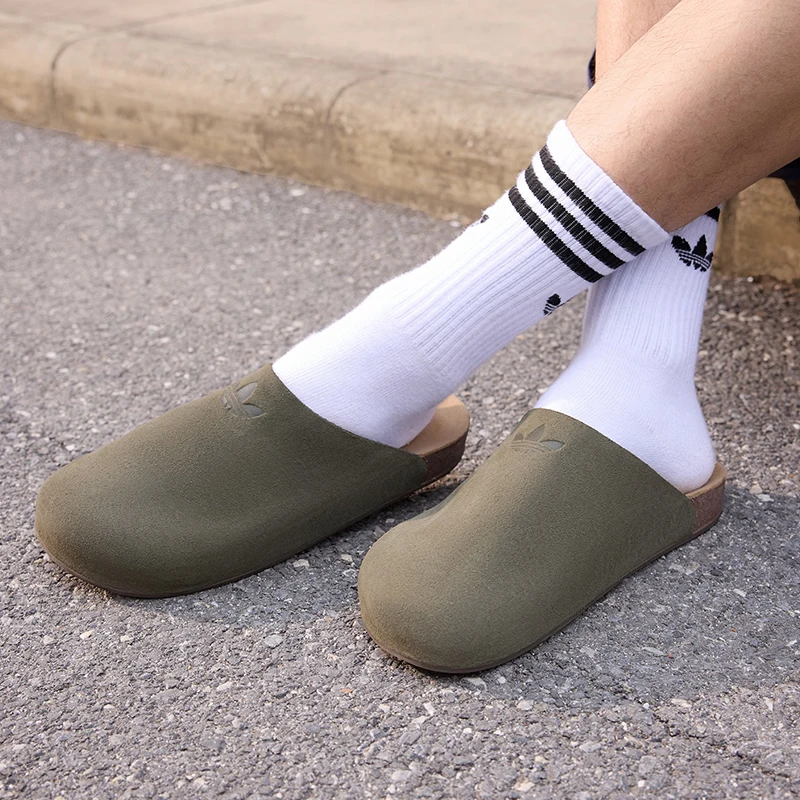Adidas Authentic Three Leaves Men's Women's Casual Daily Slides Mule Shoes IH6907
Adidas Authentic Three Leaves Men's Women's Casual Daily Slides Mule Shoes IH6907