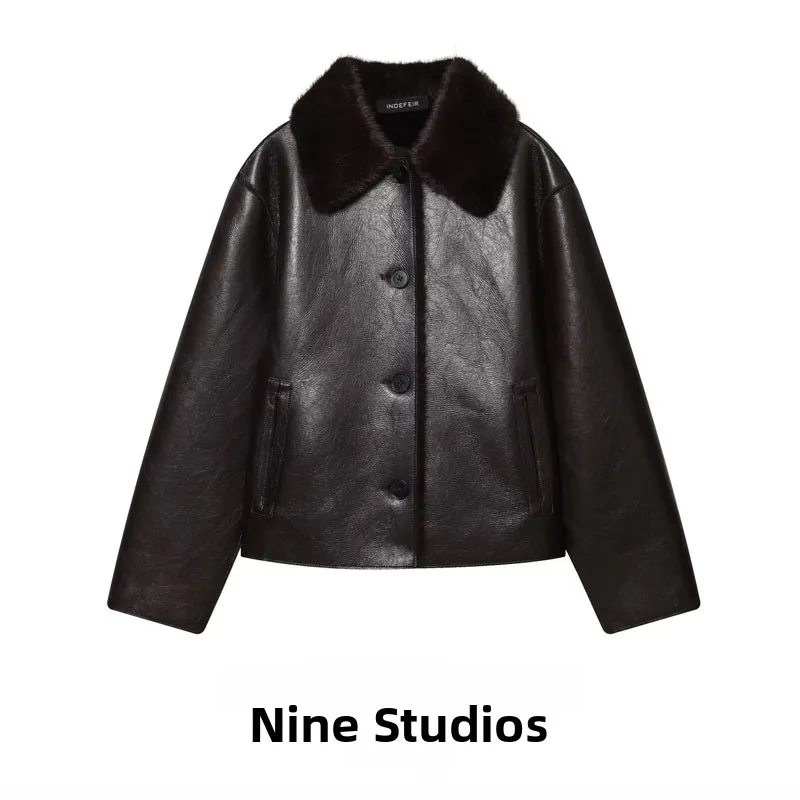 Nine Zar Women's Double-Sided Wearable Faux Leather Jacket Collar Can Be Flipped Loose European Style Long Sleeve Autumn Coat
Nine Zar Women's Double-Sided Wearable Faux Leather Jacket Collar Can Be Flipped Loose European Style Long Sleeve Autumn Coat