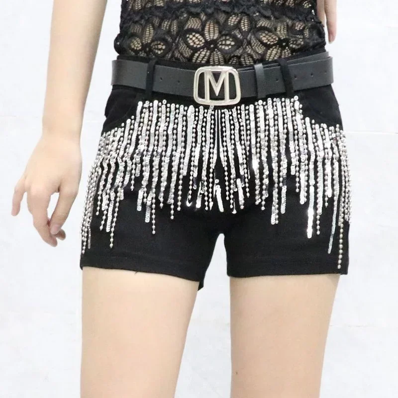Black Sequins tassels Denim Shorts Women's Streetwear New Korean Slim Chain Trend Hot Pants White Casual Short Jeans E6467
Black Sequins tassels Denim Shorts Women's Streetwear New Korean Slim Chain Trend Hot Pants White Casual Short Jeans E6467