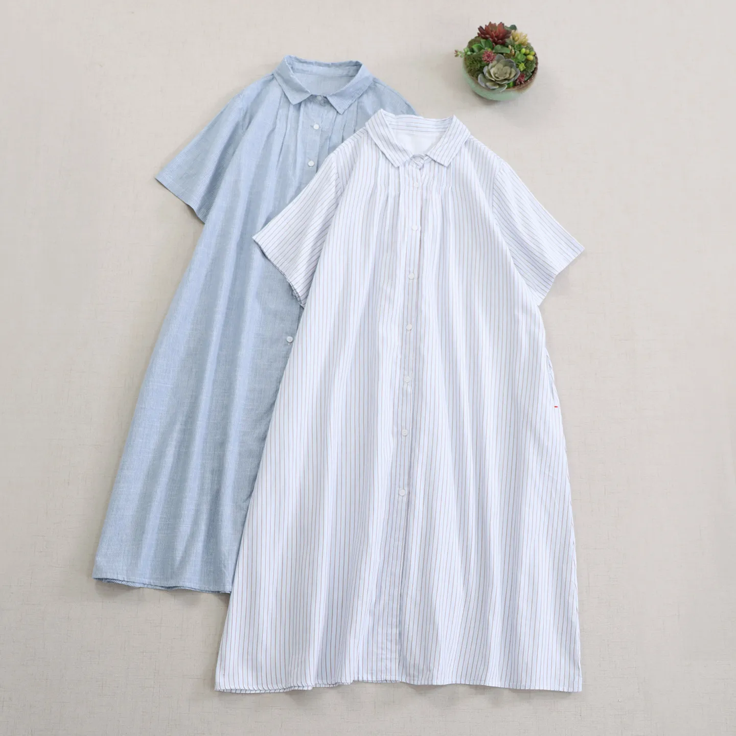 Japanese Mori Girl Vintage Striped 100% Cotton Shirt Dress Women Summer Turn Down Collar Single Breasted Casual Loose Dresses
Japanese Mori Girl Vintage Striped 100% Cotton Shirt Dress Women Summer Turn Down Collar Single Breasted Casual Loose Dresses
