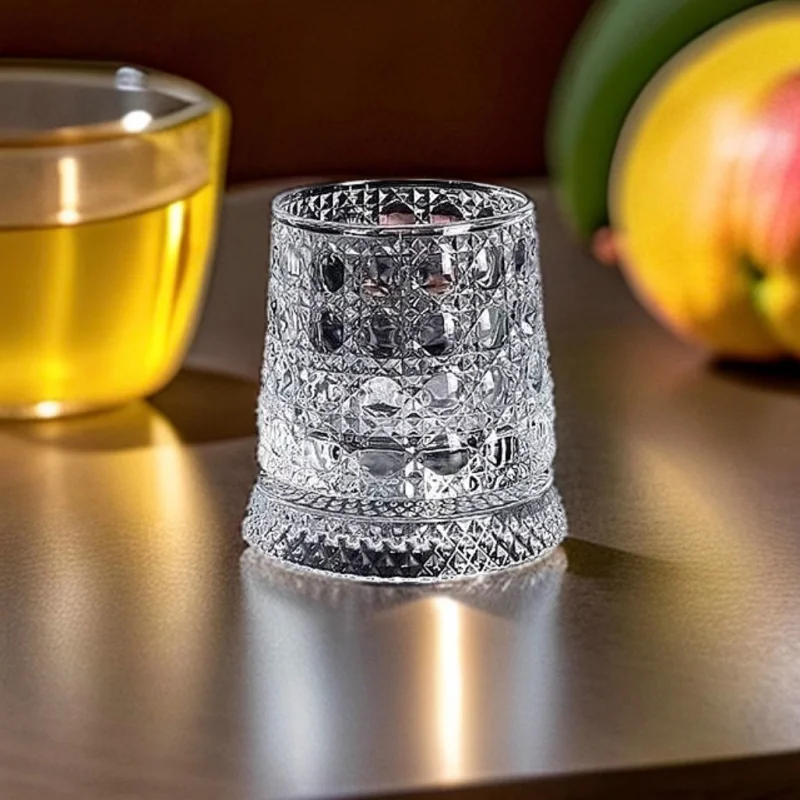 Rotating Whiskey Glass Liquor Glass High-End Trendy Stress Relief Spinning Glass
Rotating Whiskey Glass Liquor Glass High-End Trendy Stress Relief Spinning Glass