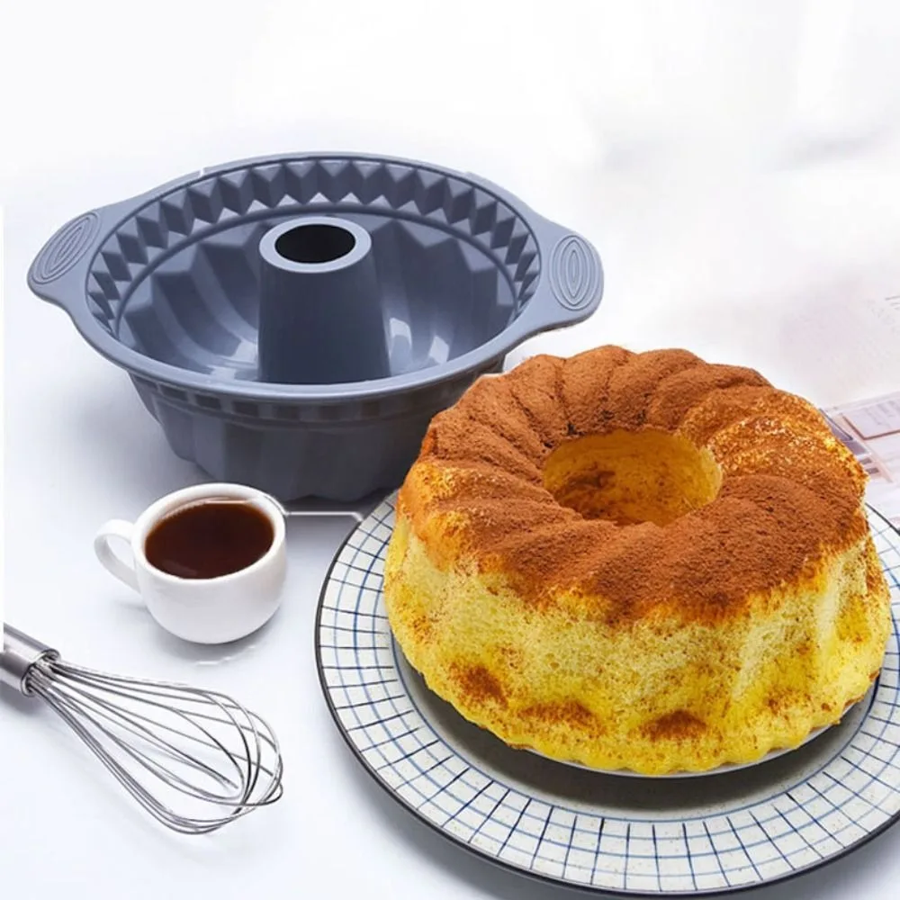Bakeware Silicone Charlotte Cake Pan Heat Resistant Easy To Demould Cake Mold with Handle Round Bread Mold Mousse
Bakeware Silicone Charlotte Cake Pan Heat Resistant Easy To Demould Cake Mold with Handle Round Bread Mold Mousse