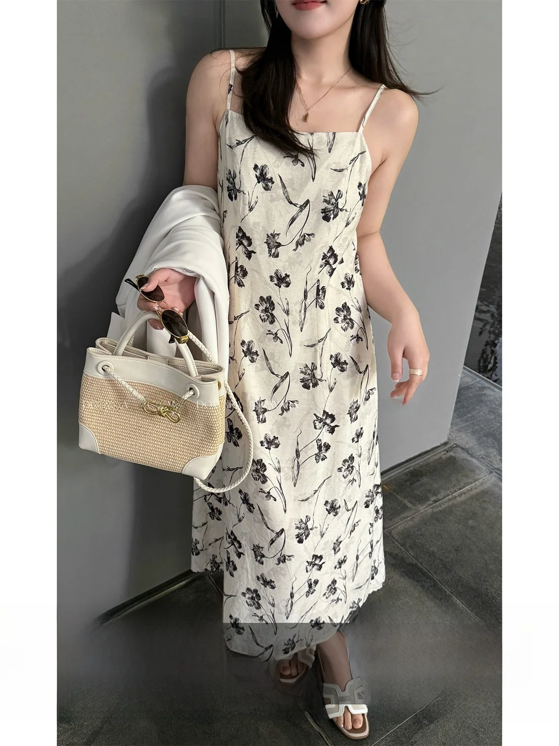 plus Size Women's Casual Mixed Fiber ter Dr Slim Fit round Ne Spring Season Gorgeously Artistic Long Gown for Plump S...
plus Size Women's Casual Mixed Fiber ter Dr Slim Fit round Ne Spring Season Gorgeously Artistic Long Gown for Plump S...