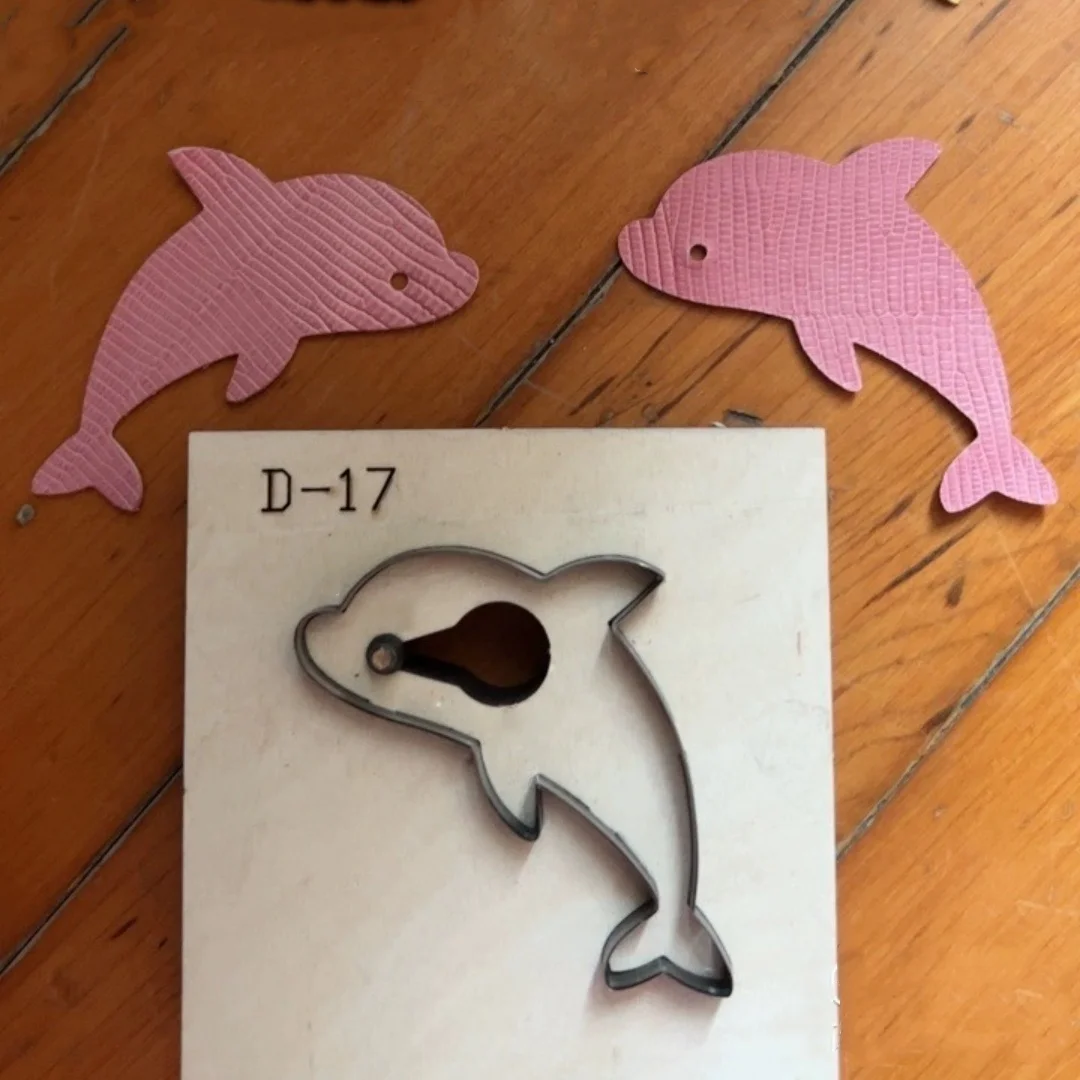 plantillas stencil manualidades pochoir réutilisable pochoir scrapbooking pochoirs grand format pochoirs vache pocket cutting
plantillas stencil manualidades pochoir réutilisable pochoir scrapbooking pochoirs grand format pochoirs vache pocket cutting