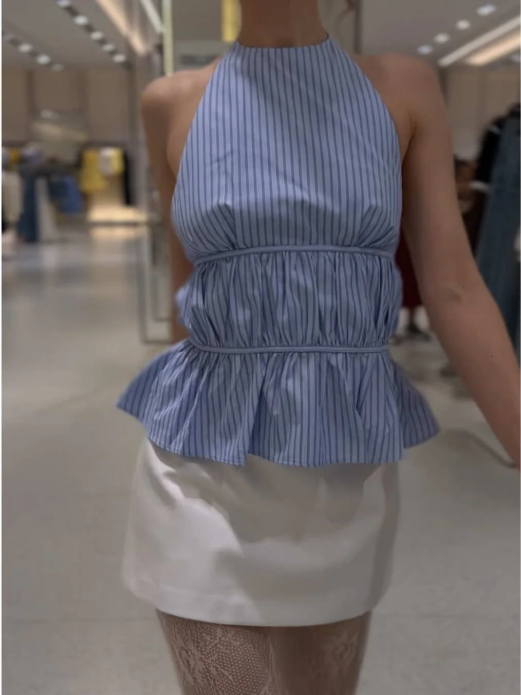 Women's Blue Striped Halterneck Top Summer 2025 Open Back Pleated Design Sexy Fashion Lively Cute Personality
Women's Blue Striped Halterneck Top Summer 2025 Open Back Pleated Design Sexy Fashion Lively Cute Personality