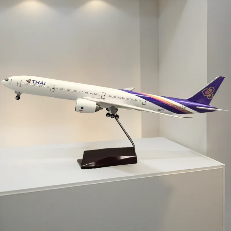 1/157 Scale 47cm Resin Model Airplane B777 Thai Airways Diecast Plane Adults Fun Assemble Display Gifts With LED Light & Wheels
1/157 Scale 47cm Resin Model Airplane B777 Thai Airways Diecast Plane Adults Fun Assemble Display Gifts With LED Light & Wheels