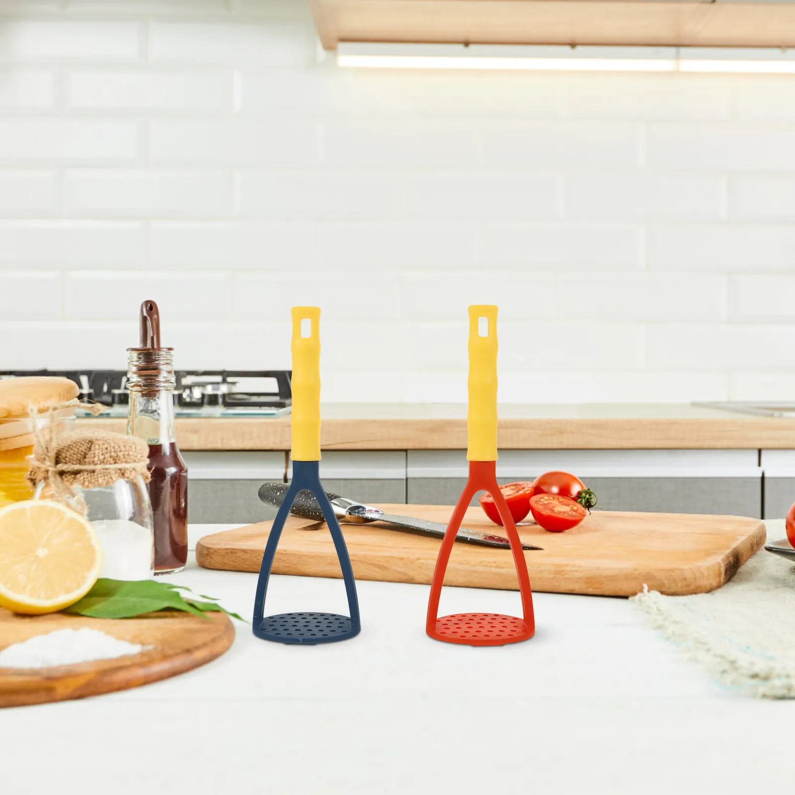 2Pcs Potato Masher Heavy Duty PP Manual Masher for Boiled Potatoes Carrots Beans Bananas Fine Mesh Thickened Plate Kitchen Tool
2Pcs Potato Masher Heavy Duty PP Manual Masher for Boiled Potatoes Carrots Beans Bananas Fine Mesh Thickened Plate Kitchen Tool