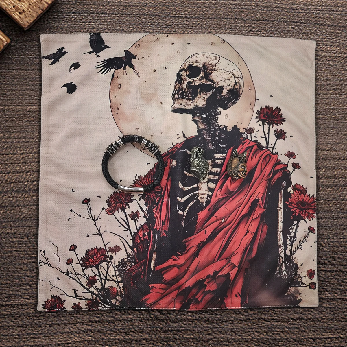 EDC Hank Men's Outdoors Decoration Square Handkerchief Knife Beads Storage Men Accessories Skull Flower
EDC Hank Men's Outdoors Decoration Square Handkerchief Knife Beads Storage Men Accessories Skull Flower