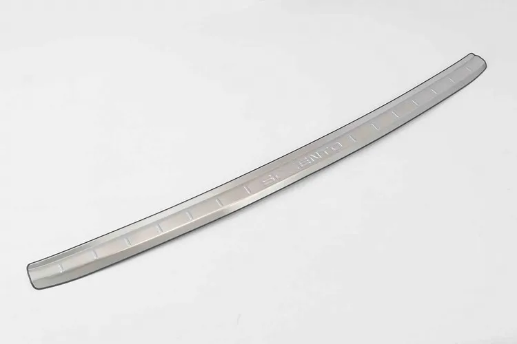 For Kia Sorento 2015-2017 High-quality stainless steel Trunk threshold guard plate anti-scratch protection car accessories
For Kia Sorento 2015-2017 High-quality stainless steel Trunk threshold guard plate anti-scratch protection car accessories