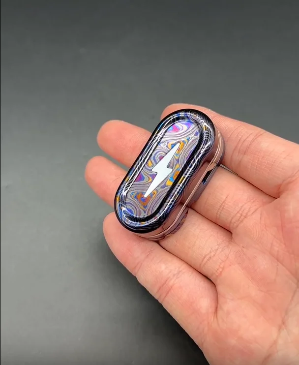 42cosmos Zirconium Horse Lightning Mini Push Card Fingertip Gyroscope Decompression Toy
42cosmos Zirconium Horse Lightning Mini Push Card Fingertip Gyroscope Decompression Toy