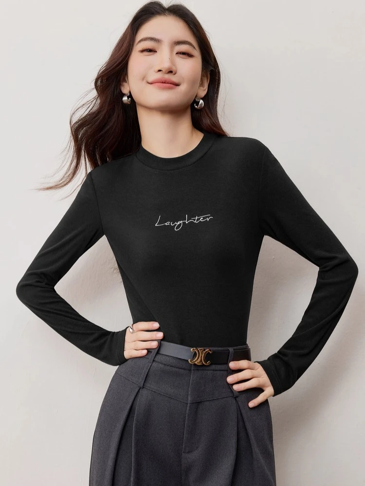 SENTUBILA Long Sleeve T-shirt Woman 2025 Simple Commuting Round Neck Contrasting Letters Embroidered Slim Fit Red Tops 153SF3034
SENTUBILA Long Sleeve T-shirt Woman 2025 Simple Commuting Round Neck Contrasting Letters Embroidered Slim Fit Red Tops 153SF3034