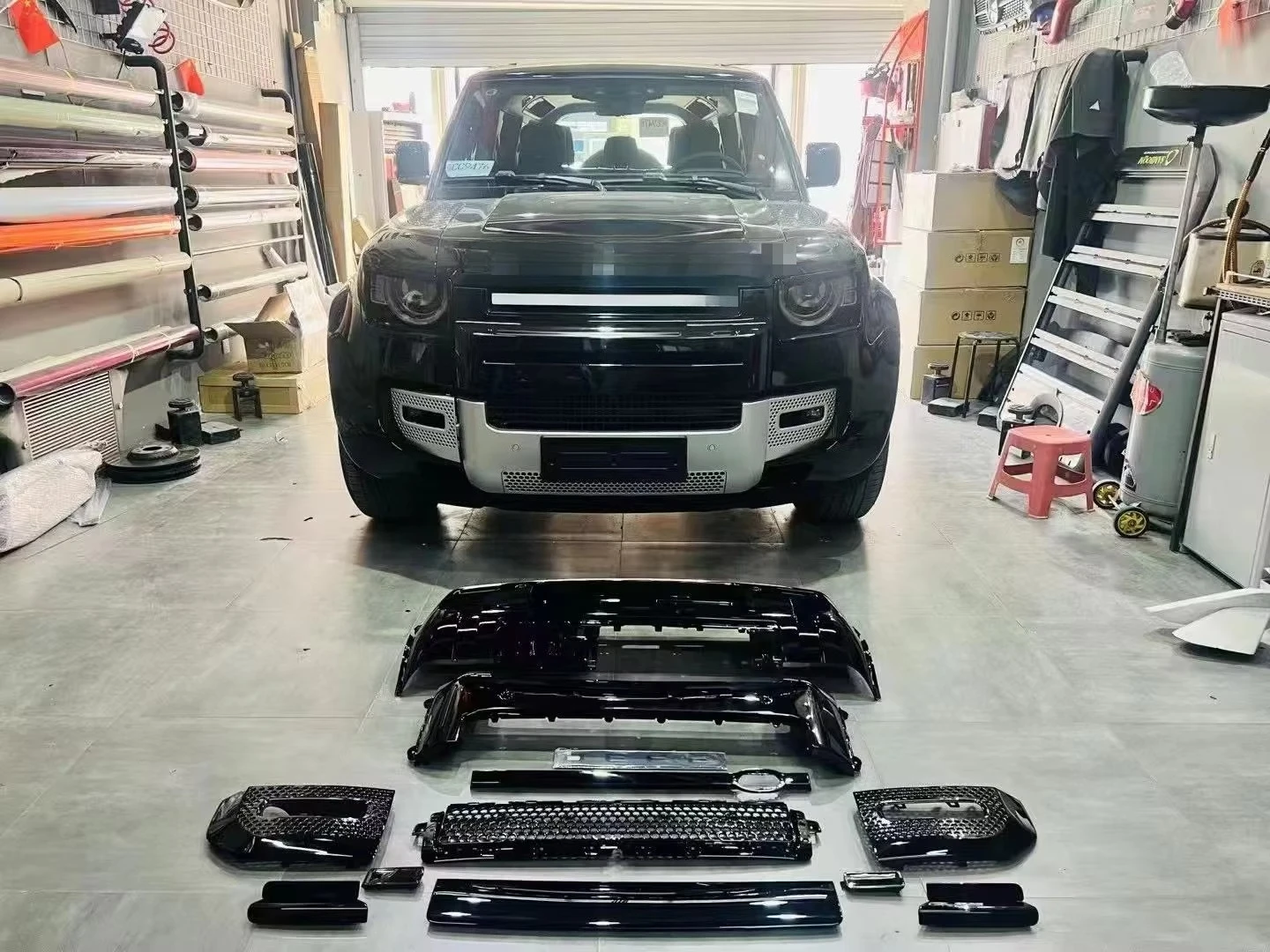 Full Black Exterior Mod Body Kit Fit For 2020+ Rover Defender L663 90 110 130
Full Black Exterior Mod Body Kit Fit For 2020+ Rover Defender L663 90 110 130