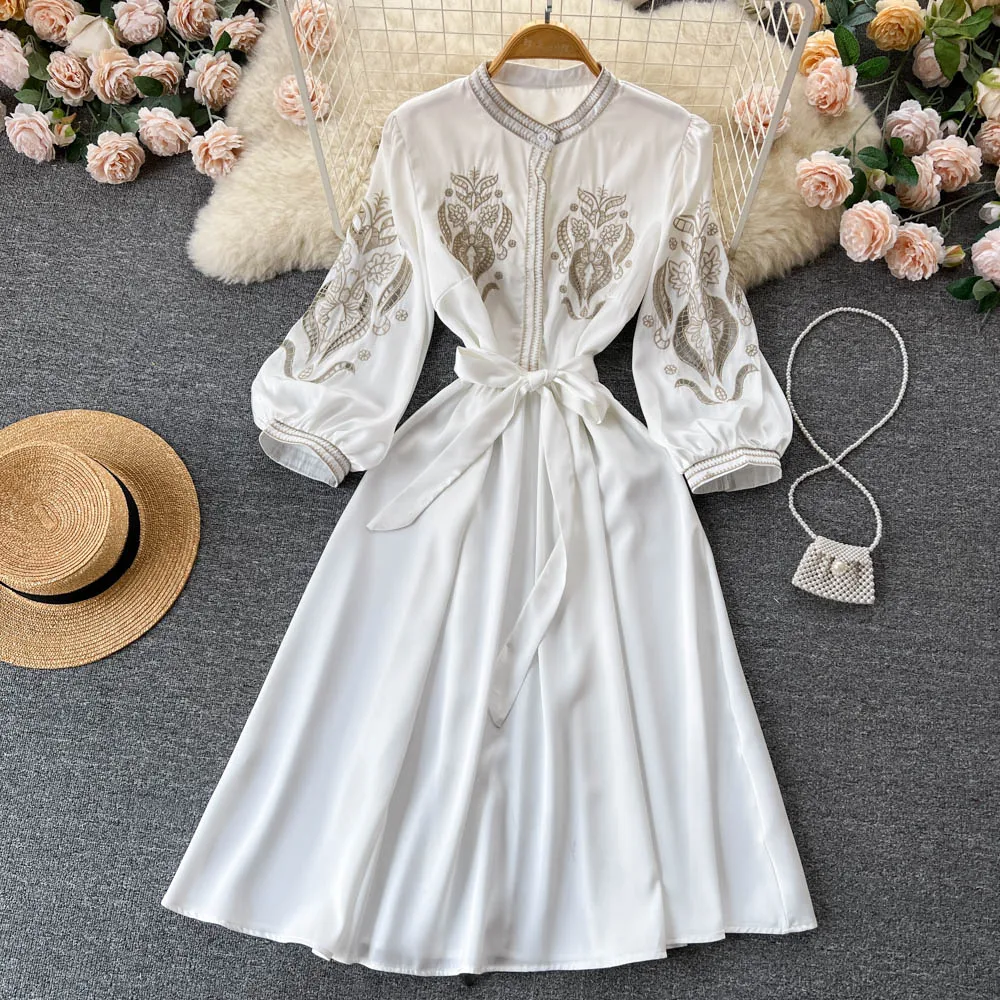 High Quality High End Women Spring Summer Dress Embroidery French Lantern Sleeve Hollow Out Beach Skirt Elegant Midi Dresses
High Quality High End Women Spring Summer Dress Embroidery French Lantern Sleeve Hollow Out Beach Skirt Elegant Midi Dresses