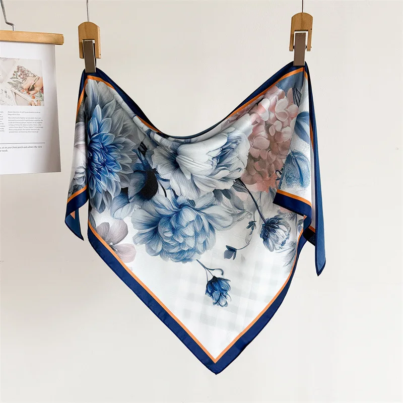 Smooth Silky Hair Scarf Fashion Head Scarf Hair Accessory Girls Headband Handbag Four Seasons Waist Foulard Bandana Neckerchief
Smooth Silky Hair Scarf Fashion Head Scarf Hair Accessory Girls Headband Handbag Four Seasons Waist Foulard Bandana Neckerchief
