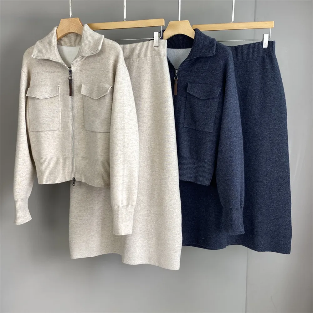 25 New Women's Collar Cashmere Knitted Cardigan Top+Fashionable Versatile Elastic Waist Half Skirt Two-Piece Set
25 New Women's Collar Cashmere Knitted Cardigan Top+Fashionable Versatile Elastic Waist Half Skirt Two-Piece Set