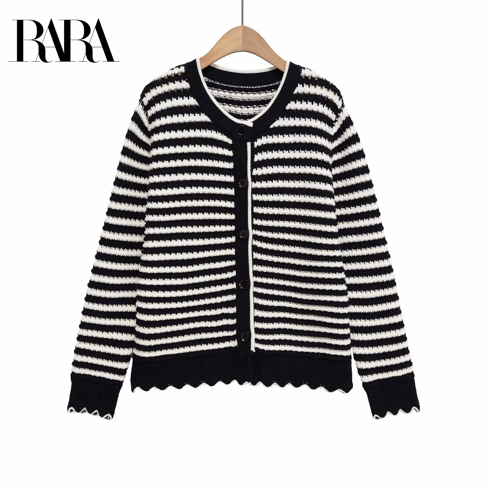 RARA Women's New Contrast Color Decorated Casual Elegant Crew Neck Long Sleeve Striped Knit Cardigan
RARA Women's New Contrast Color Decorated Casual Elegant Crew Neck Long Sleeve Striped Knit Cardigan