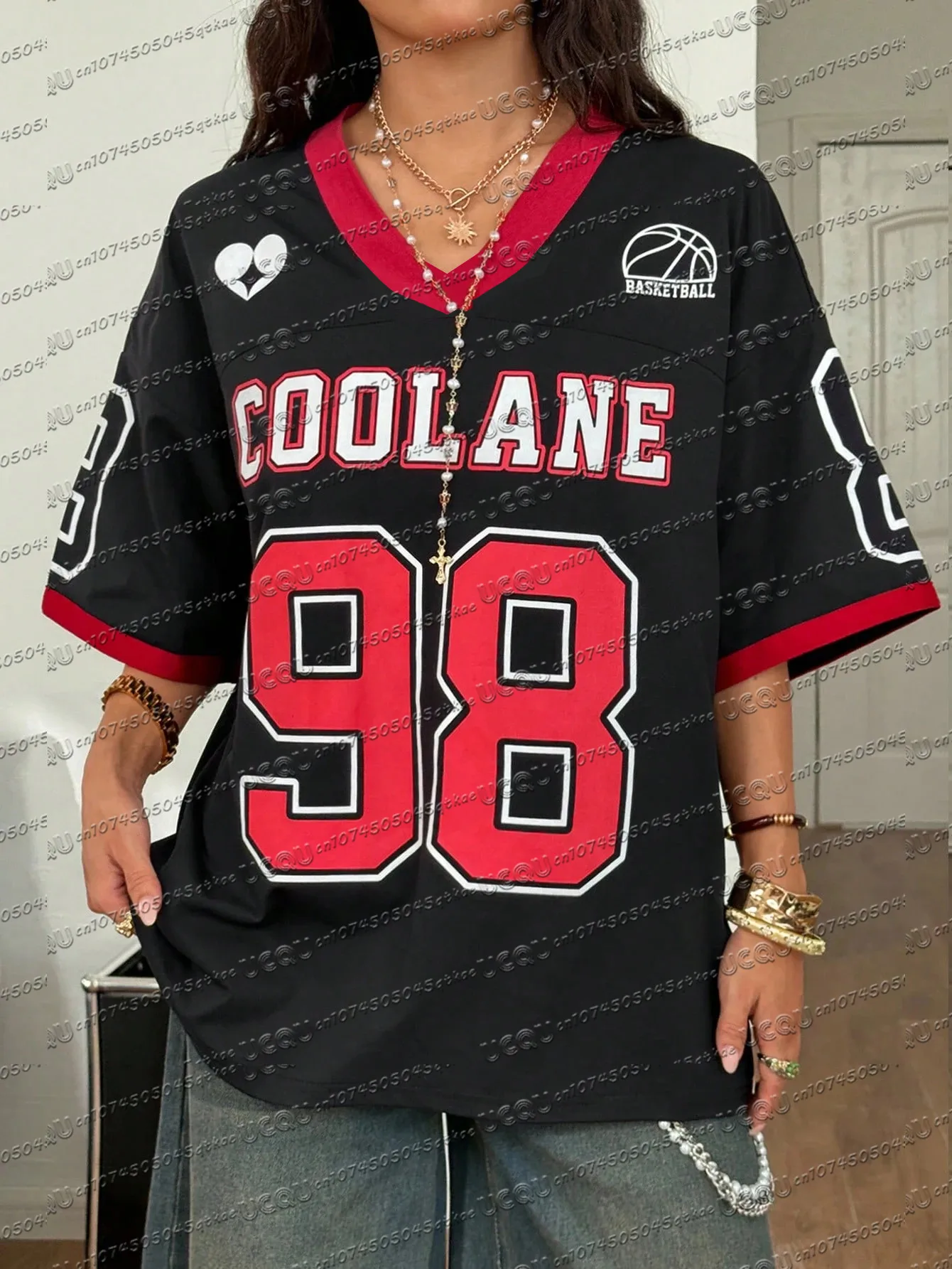 Women'S Red And Black Contrasting Digital Printed Jersey T-Shirt V-Neck Oversized Loose Sports Cheerleader Tee Women'S Top
Women'S Red And Black Contrasting Digital Printed Jersey T-Shirt V-Neck Oversized Loose Sports Cheerleader Tee Women'S Top