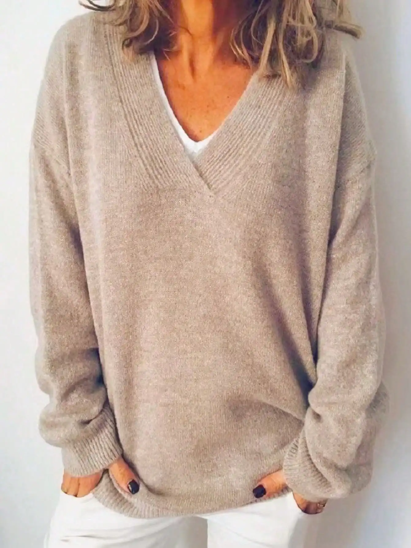 Autumn Winter Daily Casual Women's Plus Size V-Neck Long Sleeve Pullover Sweater
Autumn Winter Daily Casual Women's Plus Size V-Neck Long Sleeve Pullover Sweater
