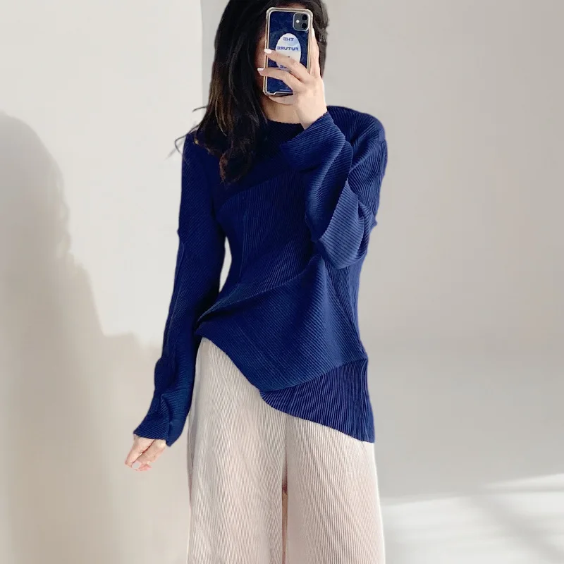 Женский однотонный асимметричный плиссированный топ 2026, летняя легкая модная классическая женская футболка с длинными рукавами Miyake
Женский однотонный асимметричный плиссированный топ 2026, летняя легкая модная классическая женская футболка с длинными рукавами Miyake