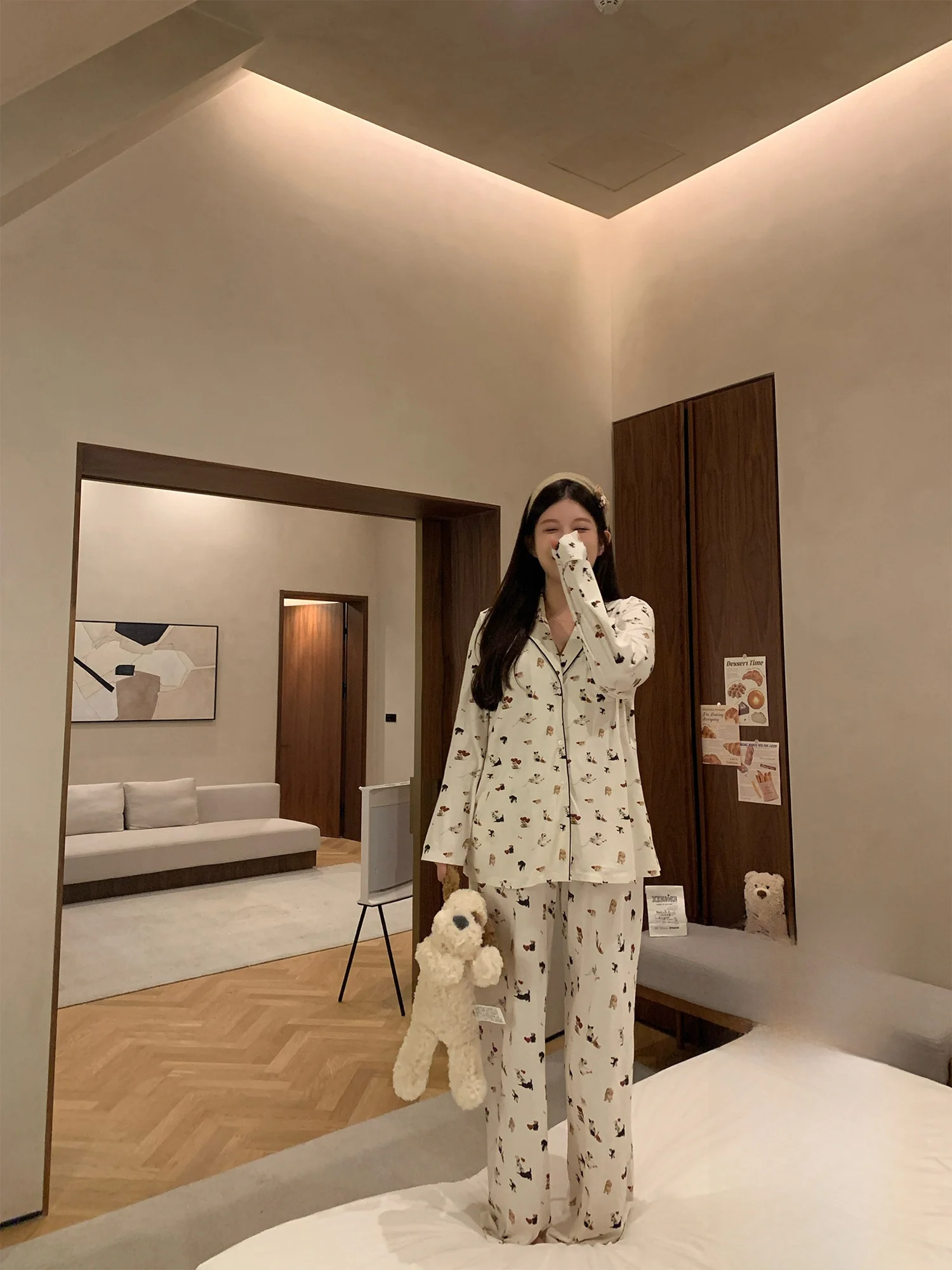 Chunqi New plus Size Fragrant Style Loose Set Long Sleeve Women's Fashionable Cartoon Print High Waist Pants Autumn Wear
Chunqi New plus Size Fragrant Style Loose Set Long Sleeve Women's Fashionable Cartoon Print High Waist Pants Autumn Wear