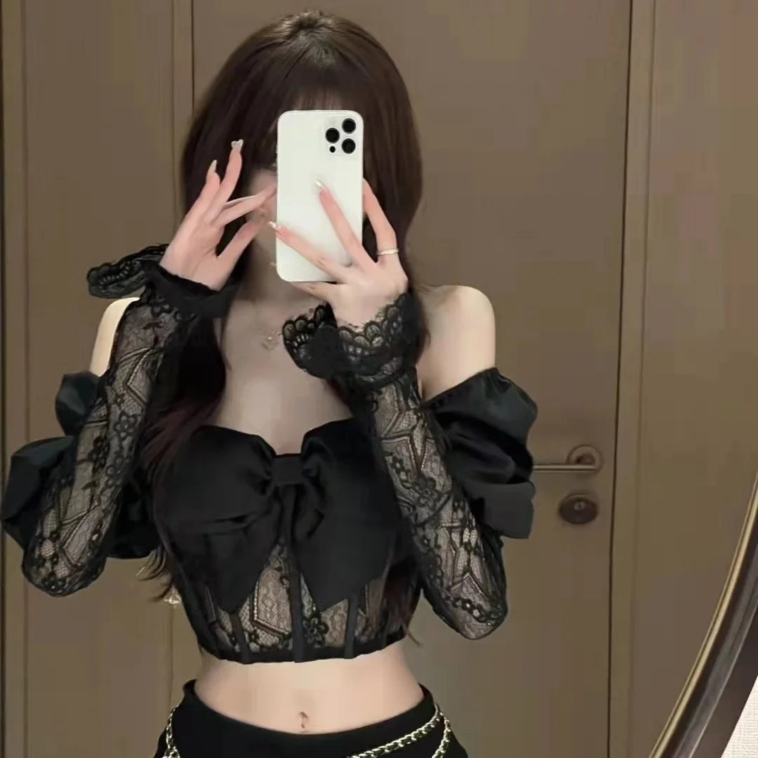 Korejpaa Sexy T-shirts Women Bow Lace Patchwork Square Collar Puff Long Sleeve Top Casual Streetwear Short Slimming T Shirt
Korejpaa Sexy T-shirts Women Bow Lace Patchwork Square Collar Puff Long Sleeve Top Casual Streetwear Short Slimming T Shirt