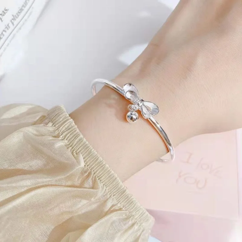 925 Sterling Silver Bangle Sweet Style Bow Ball Bead Opening Bangle Ladies Fashion Birthday Party Wedding Jewelry Gift Gift
925 Sterling Silver Bangle Sweet Style Bow Ball Bead Opening Bangle Ladies Fashion Birthday Party Wedding Jewelry Gift Gift