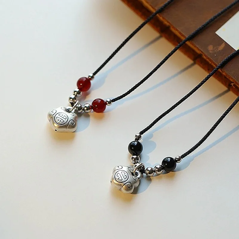 Современный китайский стиль, благоприятные облака, агатовый безопасный кулон, ожерелье с замком Ruyi, дизайн, элегантное колье для женщин, повседневный амулет, подарок
Современный китайский стиль, благоприятные облака, агатовый безопасный кулон, ожерелье с замком Ruyi, дизайн, элегантное колье для женщин, повседневный амулет, подарок