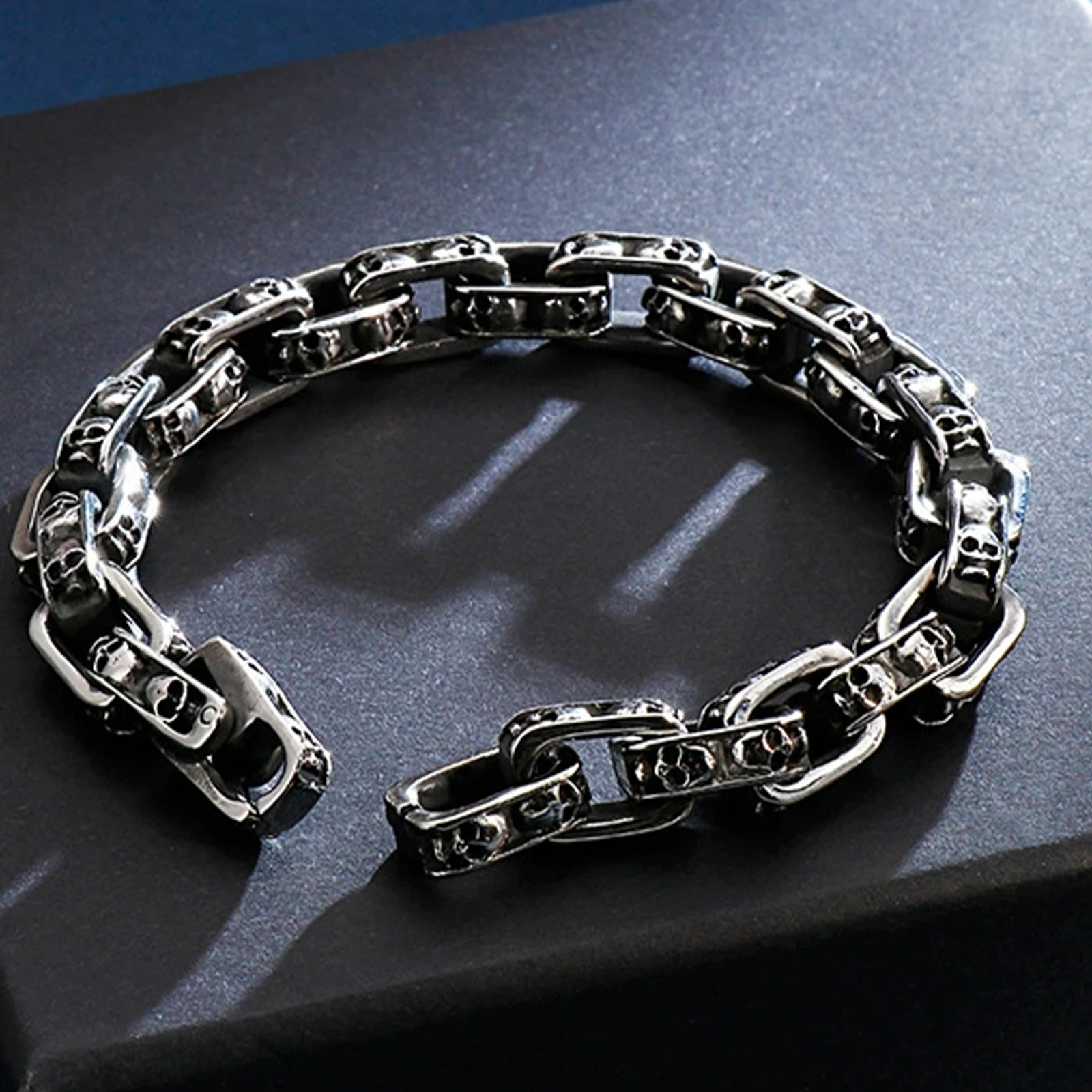 Men's punk bracelets, biker skull bracelets, stainless steel jewelry, fashion jewelry accessories
Men's punk bracelets, biker skull bracelets, stainless steel jewelry, fashion jewelry accessories