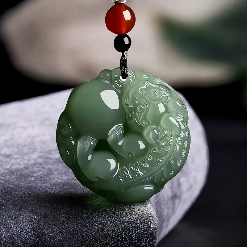 Pure Natural Hetian Jade Pendant Hetian Jade Pixiu Green and White Jade Pendant Couple Fashion Pendant Men's and Women's Gifts
Pure Natural Hetian Jade Pendant Hetian Jade Pixiu Green and White Jade Pendant Couple Fashion Pendant Men's and Women's Gifts