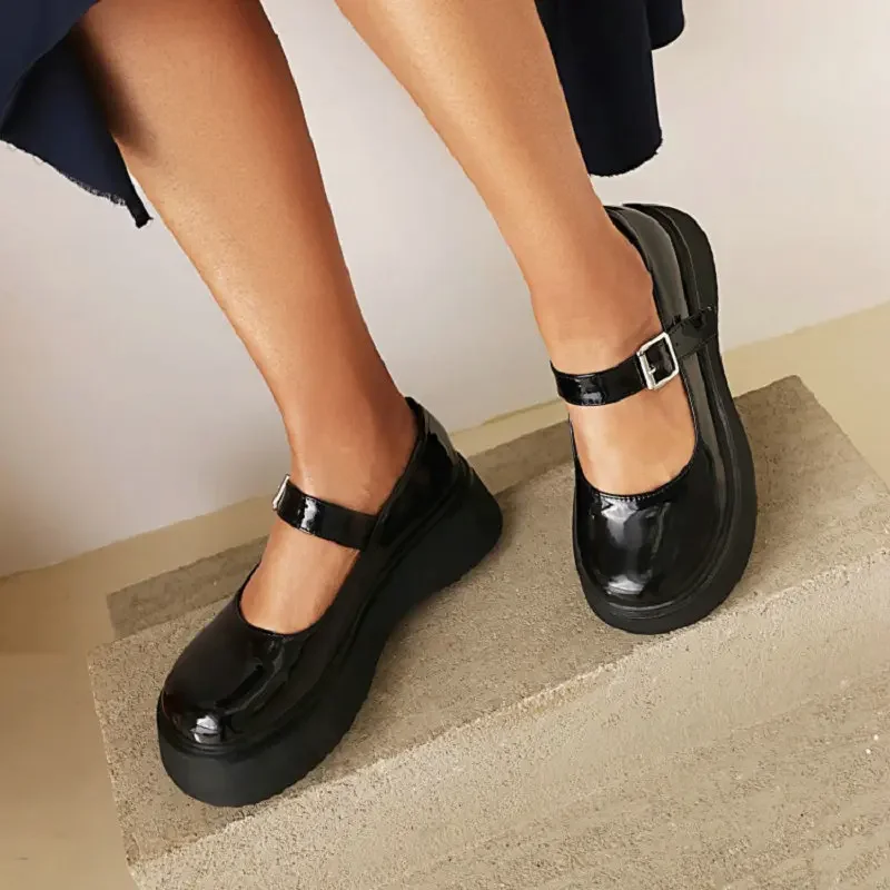 Spring Fall New Patent PU Leather Round Toe Students Girls Lovely Shoes Purple Navy Color Foam Light Sole Mary Janes Flat Shoes
Spring Fall New Patent PU Leather Round Toe Students Girls Lovely Shoes Purple Navy Color Foam Light Sole Mary Janes Flat Shoes