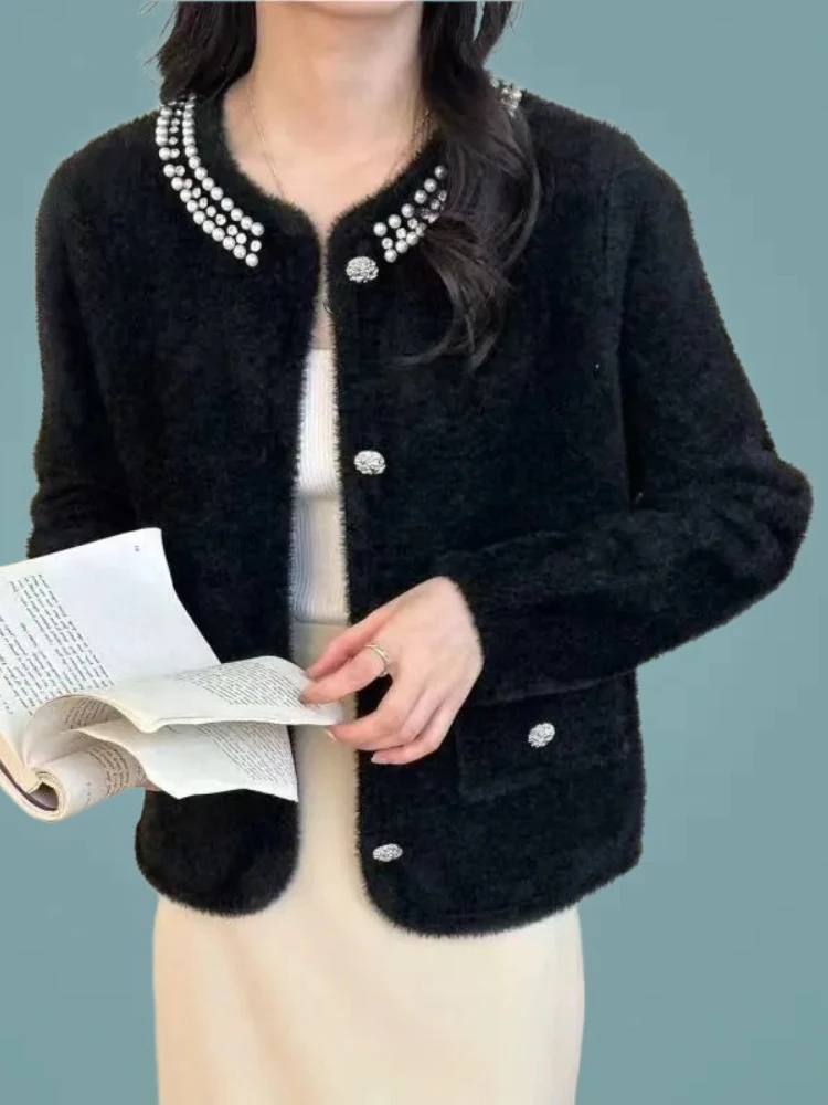 Женская куртка в стиле Xiaoxiang, новинка 2025, стиль, французский мех норки, светский короткий осенне-зимний топ с бусинами для ногтей 
Женская куртка в стиле Xiaoxiang, новинка 2025, стиль, французский мех норки, светский короткий осенне-зимний топ с бусинами для ногтей